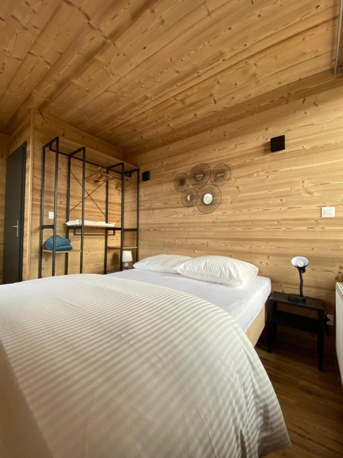 Les Chalets Bambi & Jacuzzi Privatif 拉布雷斯 外观 照片