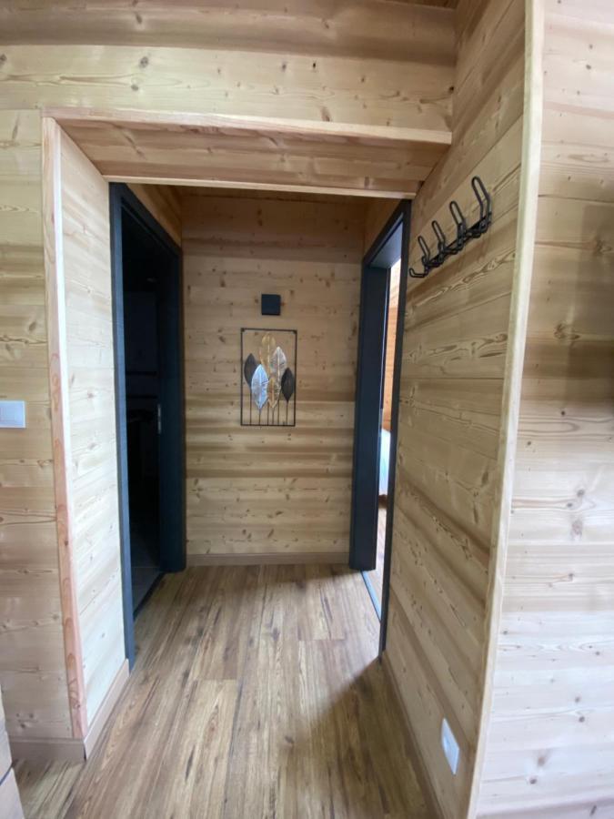 Les Chalets Bambi & Jacuzzi Privatif 拉布雷斯 外观 照片