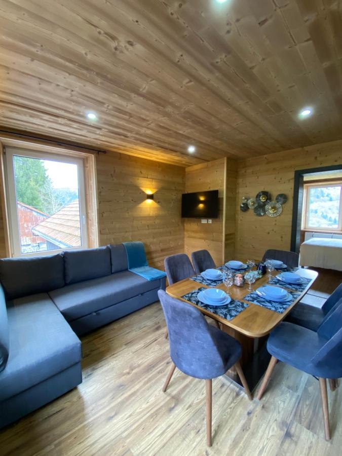 Les Chalets Bambi & Jacuzzi Privatif 拉布雷斯 外观 照片
